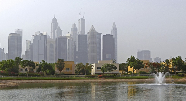 Dubai Inflation Set to Ease as Housing Prices Fall