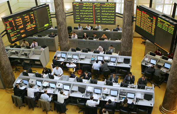 بعد استلام الدفعة الثانية من قرض الصندوق الدولي، مصر: مؤشر البورصة الرئيسي يُسجل 